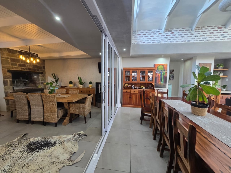 4 Bedroom Property for Sale in Kingswood Golf Estate Western Cape